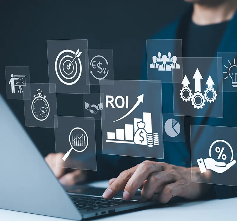 Estrategia, financiaciOn y relaciones con los clientes